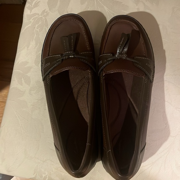 Collection by Clarks b23 brown leather women’s size 8 - Picture 5 of 6